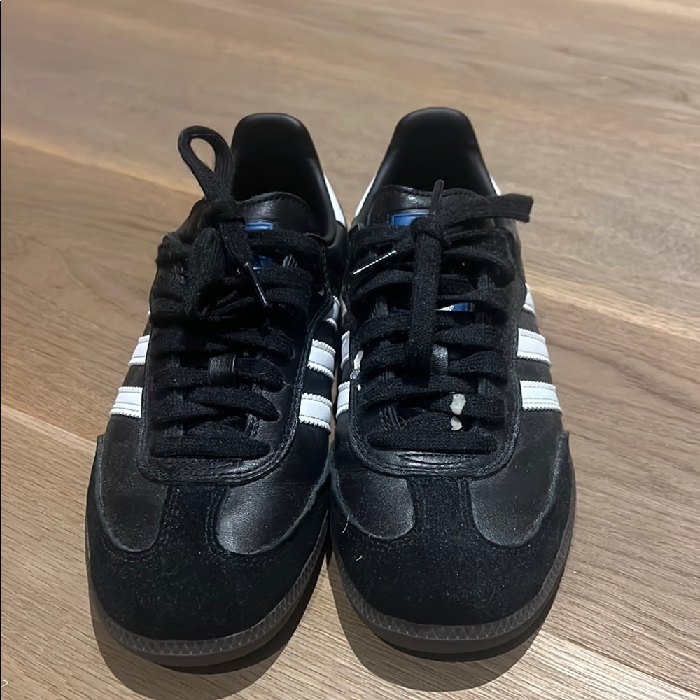 Samba OG Adidas Black and White Sneakers